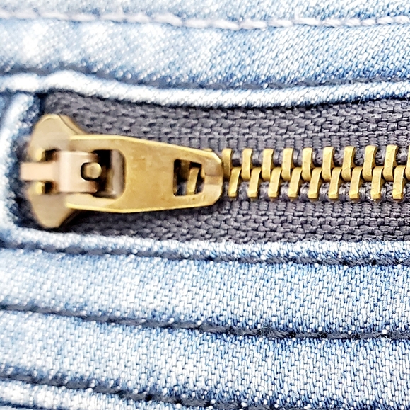 🔹️B L U E Life In Progress low rise skinny jeans - Picture 8 of 14